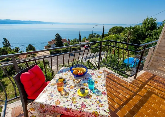 Lägenhet Hrvatin Opatija