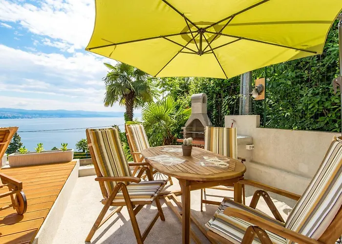 Hrvatin Lägenhet Opatija