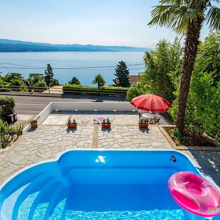 Hrvatin Опатия