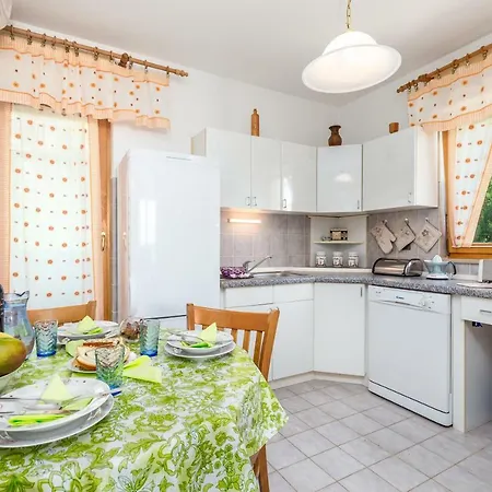 Hrvatin Апартаменты *